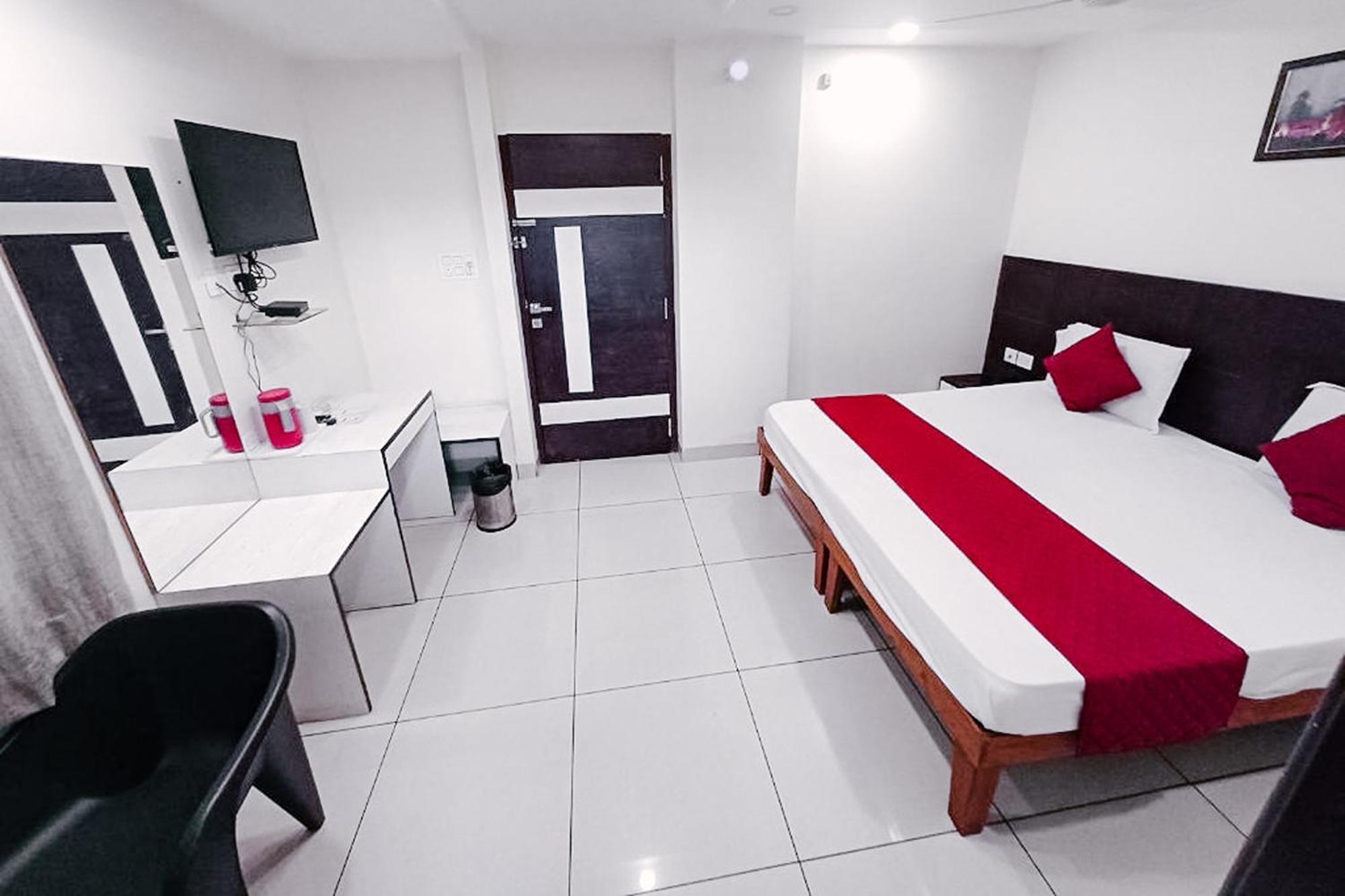 Rashika Palace Near Sindhi Camp Bus Stand, 3* Jaipur