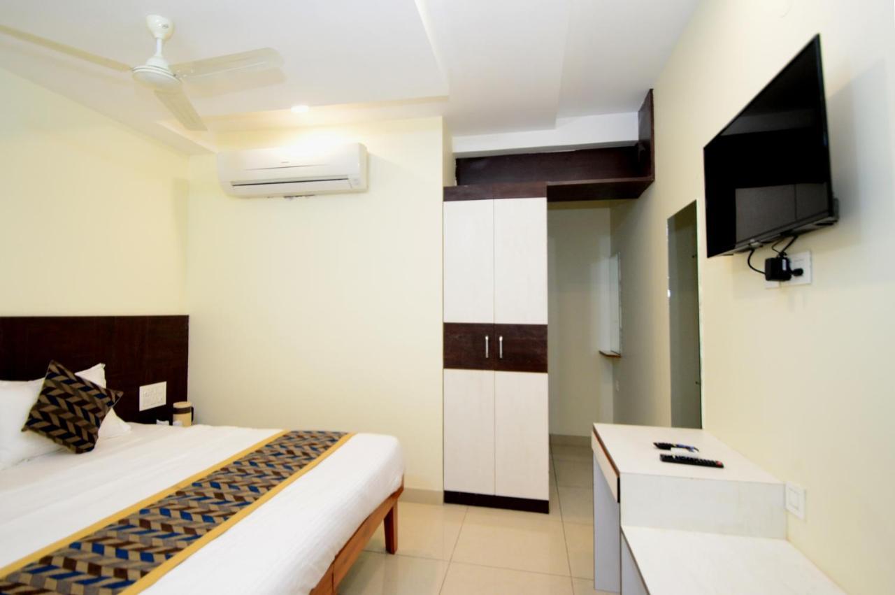 Hotel Rashika Palace Near Sindhi Camp Bus Stand, Jaipur